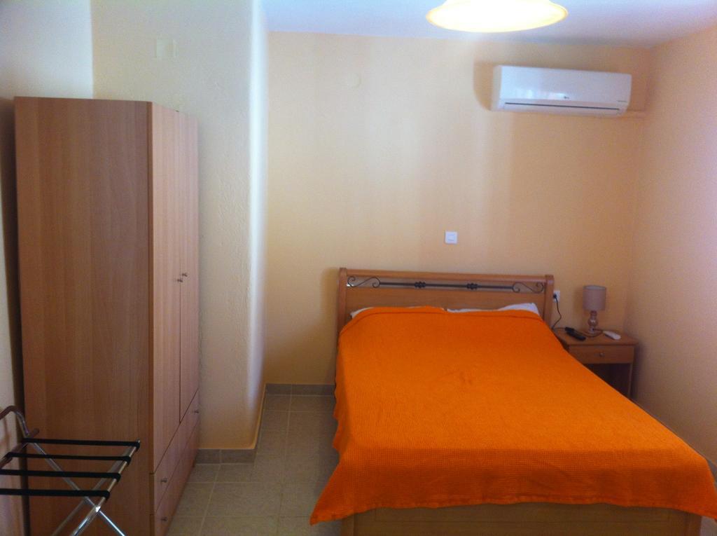 Melissa Rooms Ágios Kírykos Pokoj fotografie